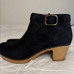 Dansko Maria Black oiled leather Ankle Boots sz 41